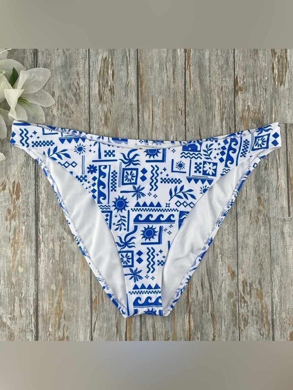 No Boundaries Good Vibes & Tides Cheeky Bikini Bottoms Size Large 12-14 NWT